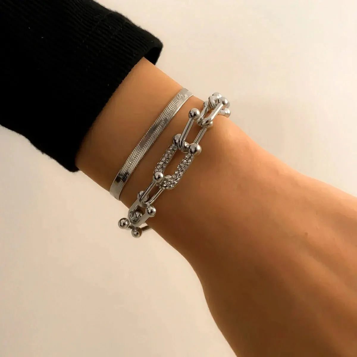 2pc Silver Statement Chain Bracelet Set with Zircon Accents - Minimalist Herringbone Design 1