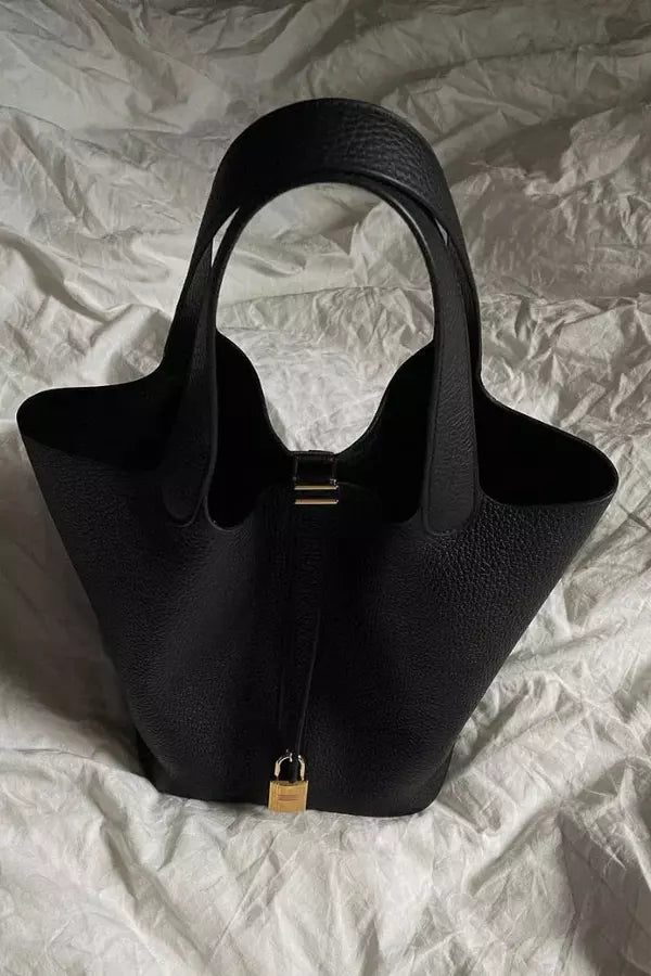 Amber - Stylish Women's Tote Bag with Spacious Design for Everyday Use 6
