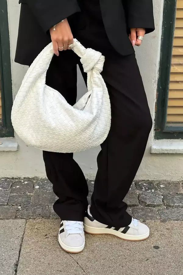 Aurelia Medium Woven Tote Bag - Stylish and Spacious Everyday Use 1