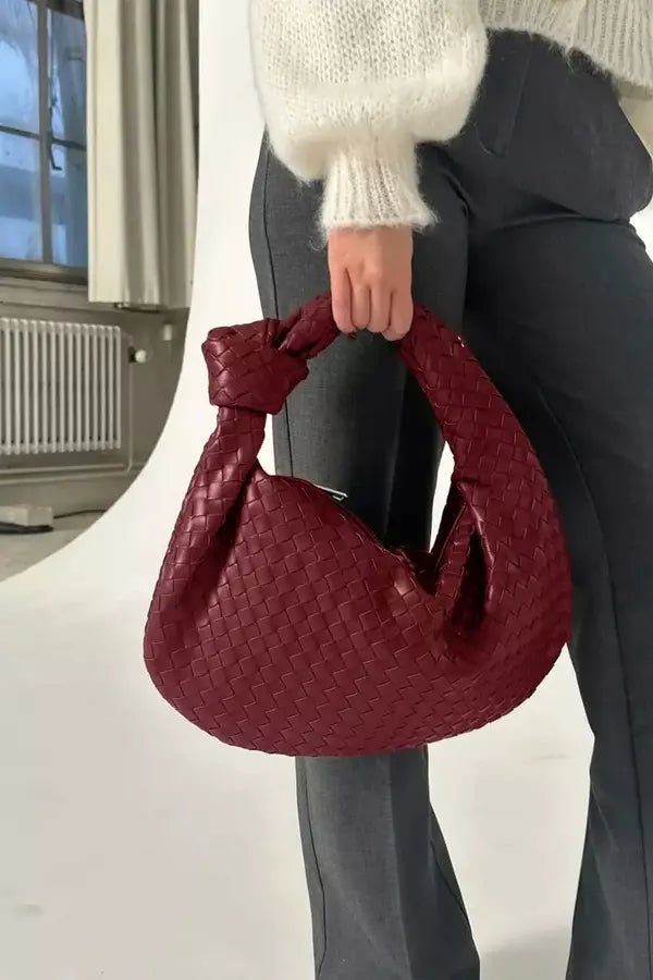 Aurelia Medium Woven Tote Bag - Stylish and Spacious Everyday Use 4