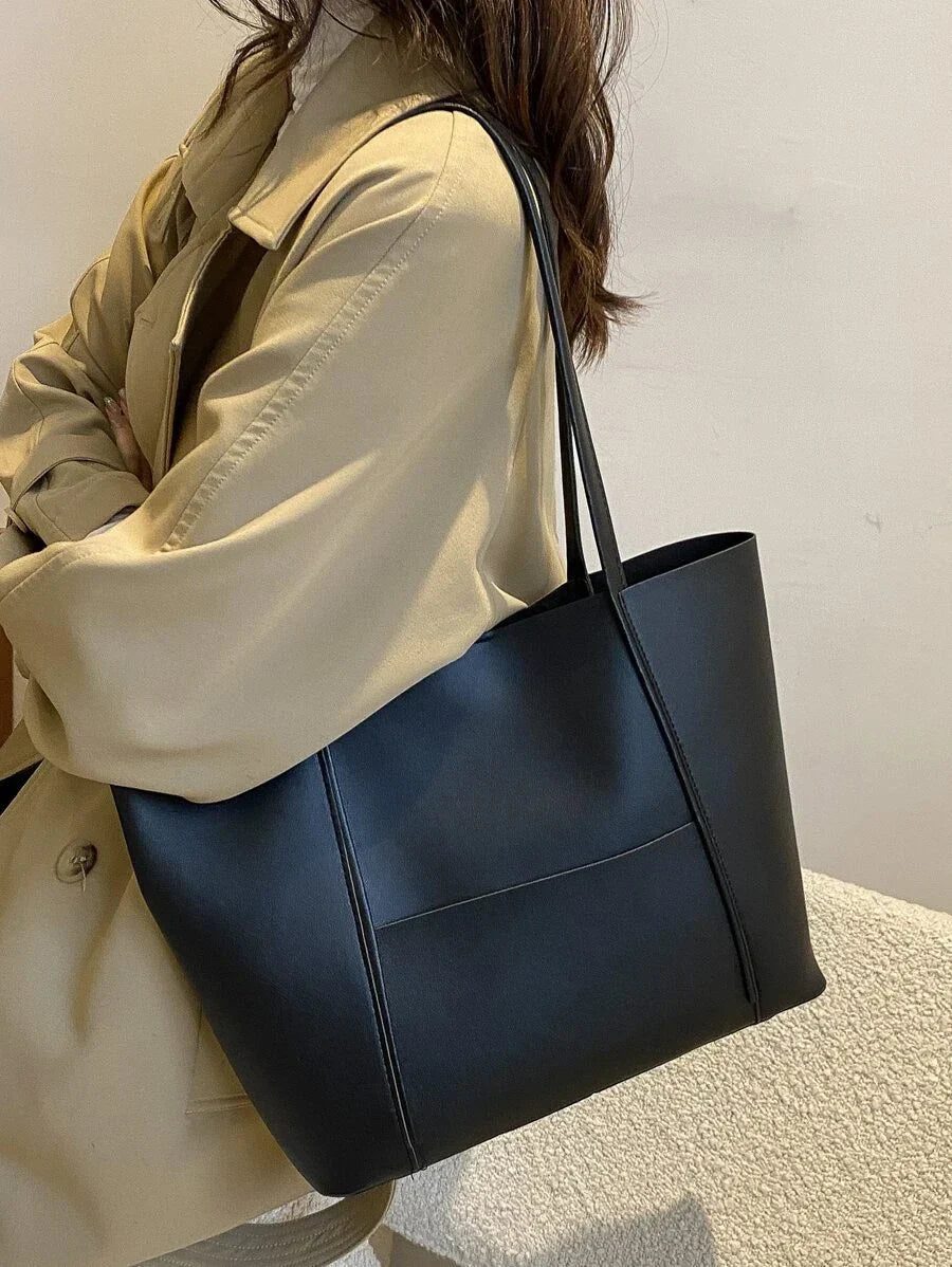 Chic Women's Black Leather Tote Bag - Spacious Design with Wide Strap 2
