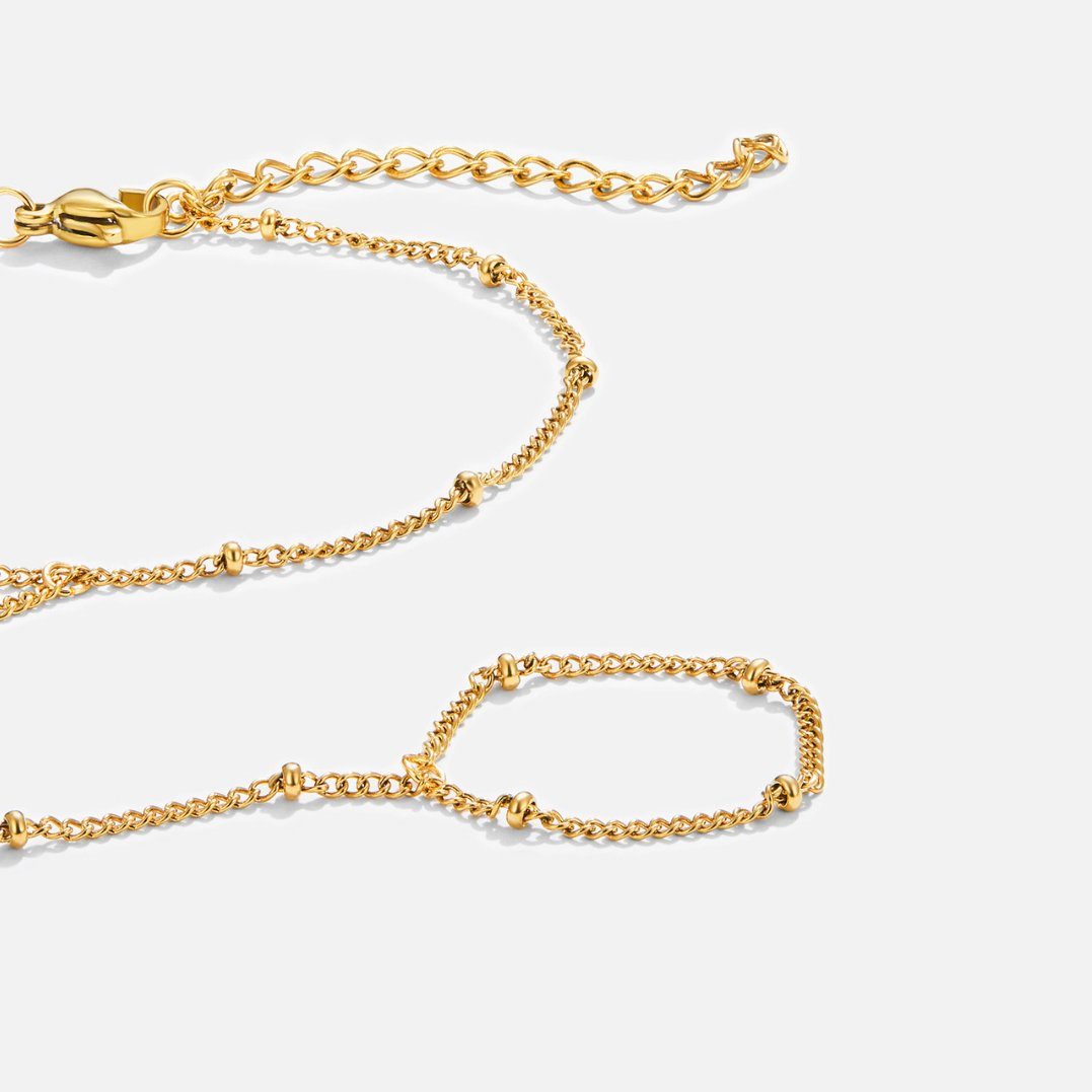 Elegant 18K Gold Hand Chain Bracelet - Waterproof Stainless Steel Accessory 2
