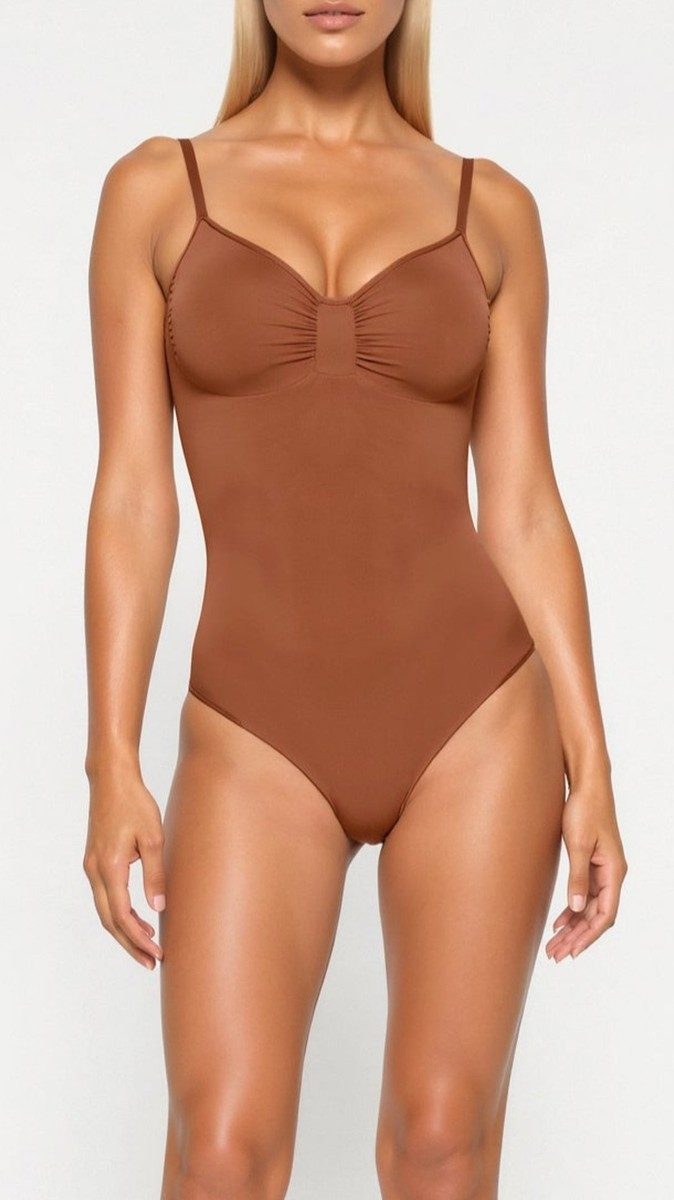 Elegant Seamless Shapewear Bodysuit with V-Notch Neckline & Targeted Support 3