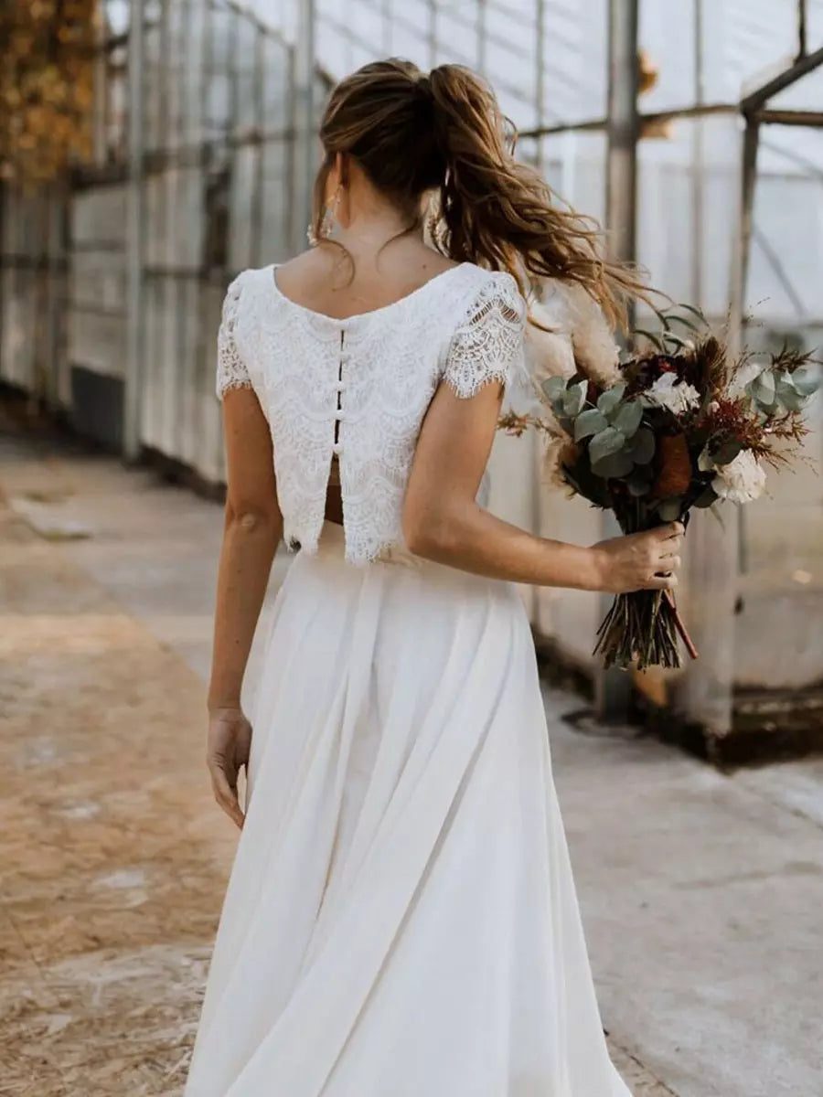 Elegant Two-Piece Bridal Gown - Lace Top & Flowing Maxi Skirt for Weddings 3