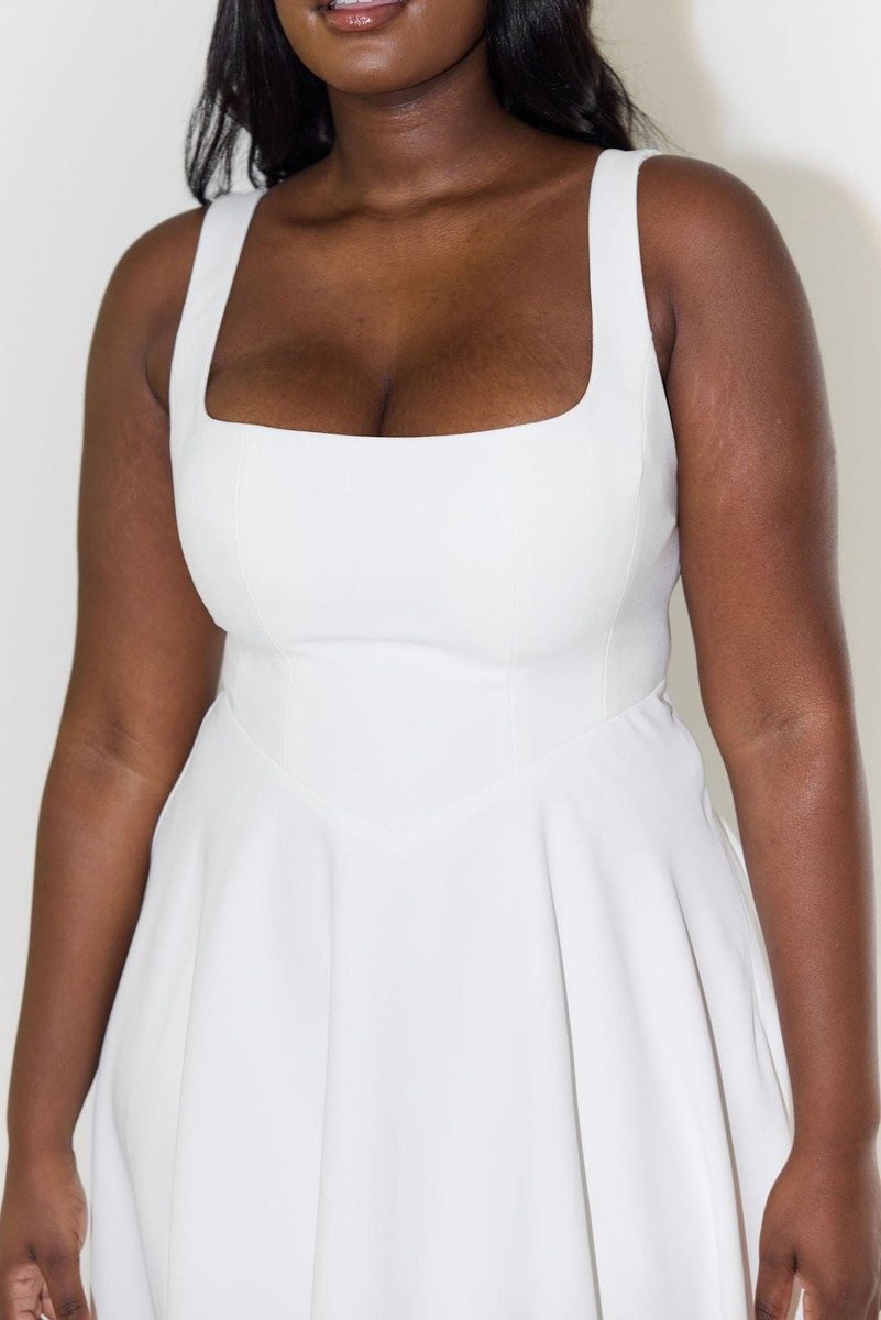 Elegant Women's Midi Dress - Flattering Cinched Waist & Flowing Skirt for Summer Events 6
