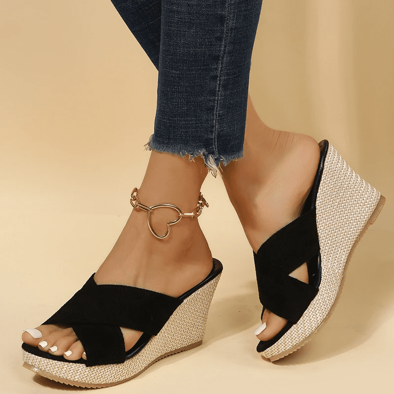 Stylish Orthopedic Women's Sandals - Comfortable Supportive Footwear for Summer 4